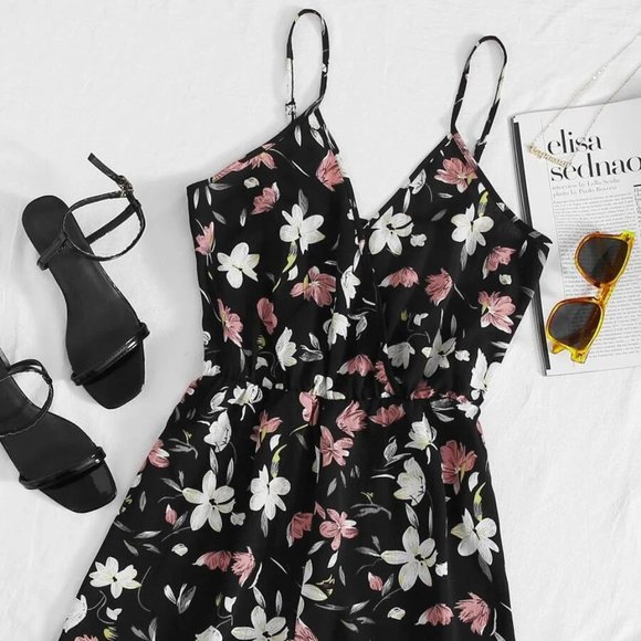 Women's Romper Black Pink Floral Print Romper MEDIUM (4-6 US) - Picture 7 of 8